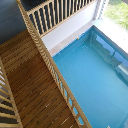 Villa Elegante A Panissieres Avec Piscine Privee Bagian luar foto